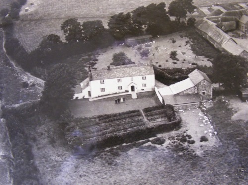 Barton Farm from above 1930 - Lloyd